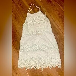 Stunning lace, open back versona dress